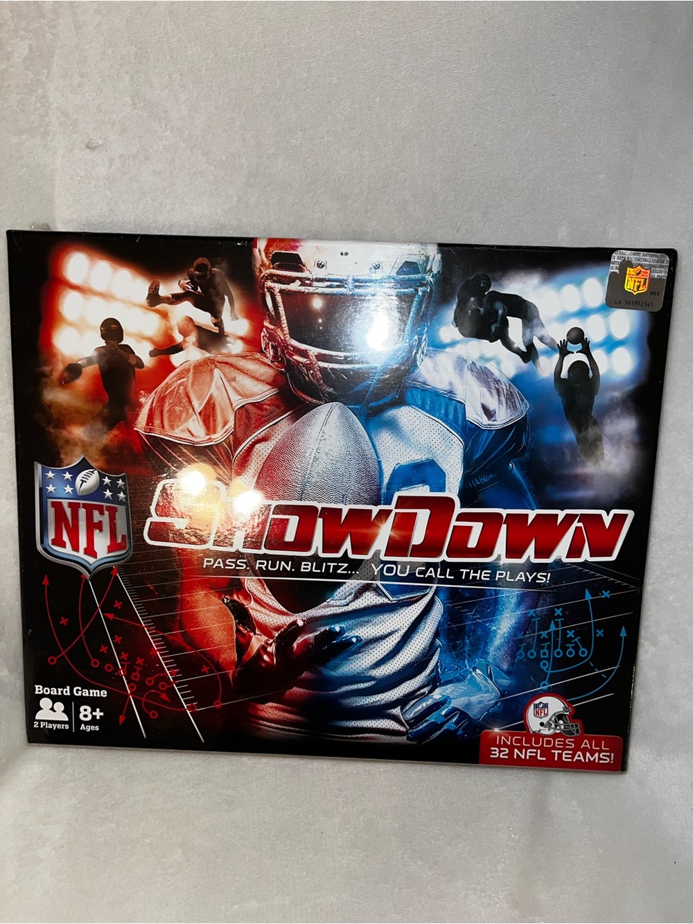 NFL ShowDown Strategy Board Game - Red & Blue Artwork